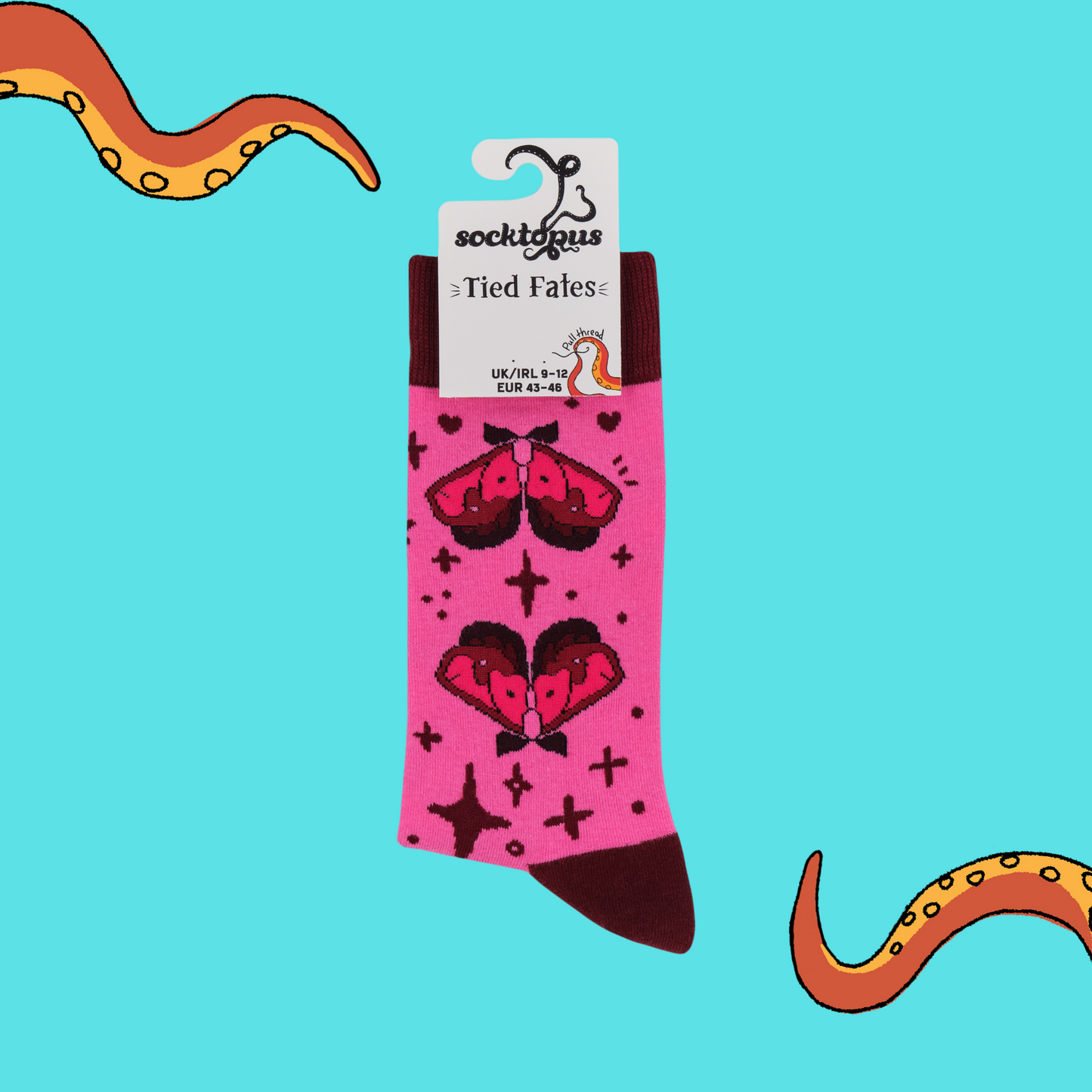 A pair of socks in collaboration with Tied fates. Moth pattern and pink details. 