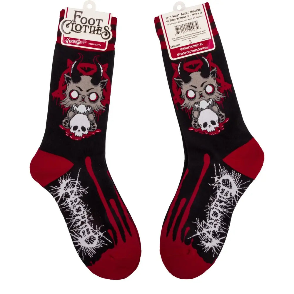 
                      
                        A pair of socks featuring a creepy kitty. Black legs, red heel, toe and cuff. 
                      
                    